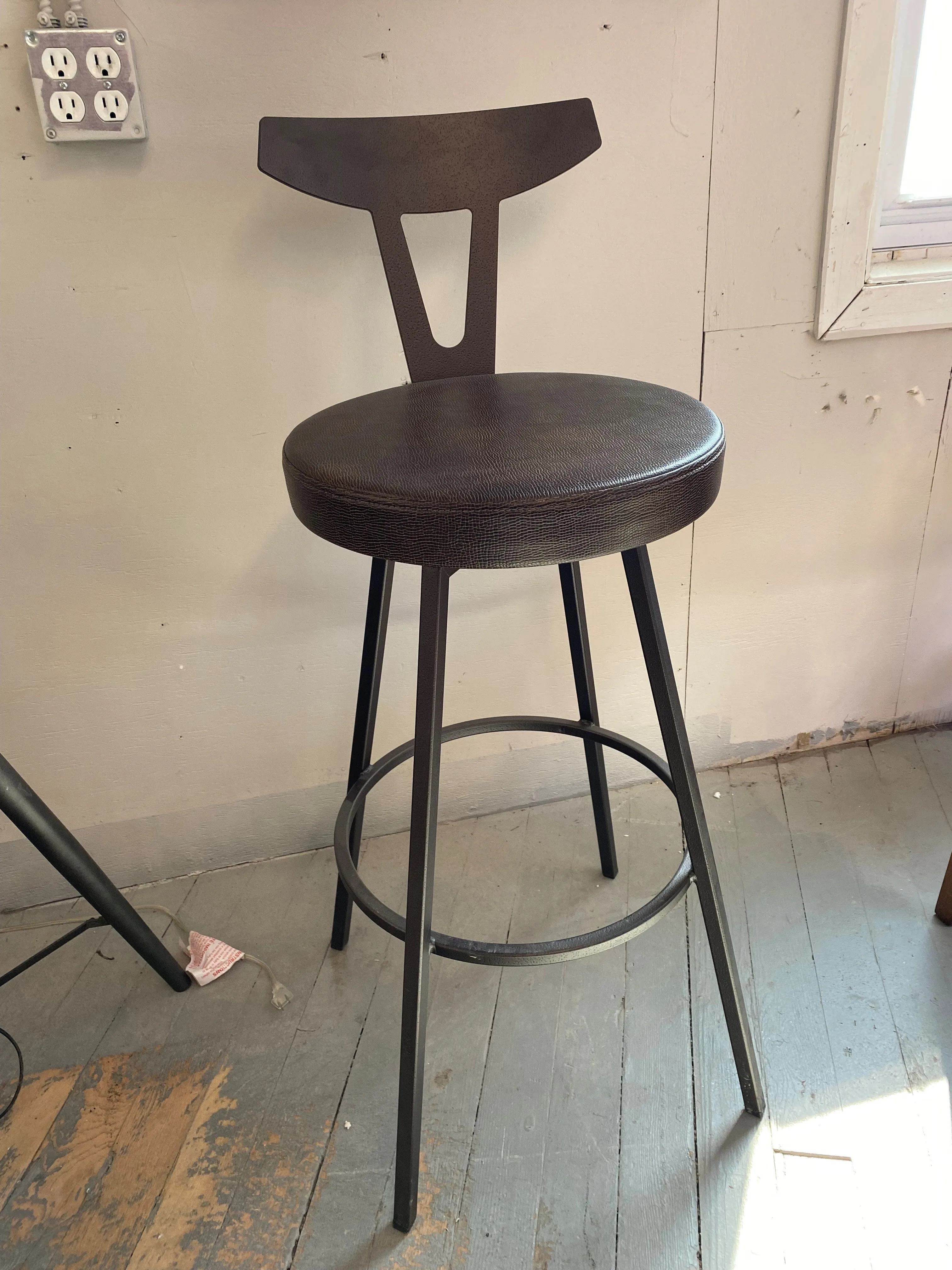 Hans Swivel Bar Stool