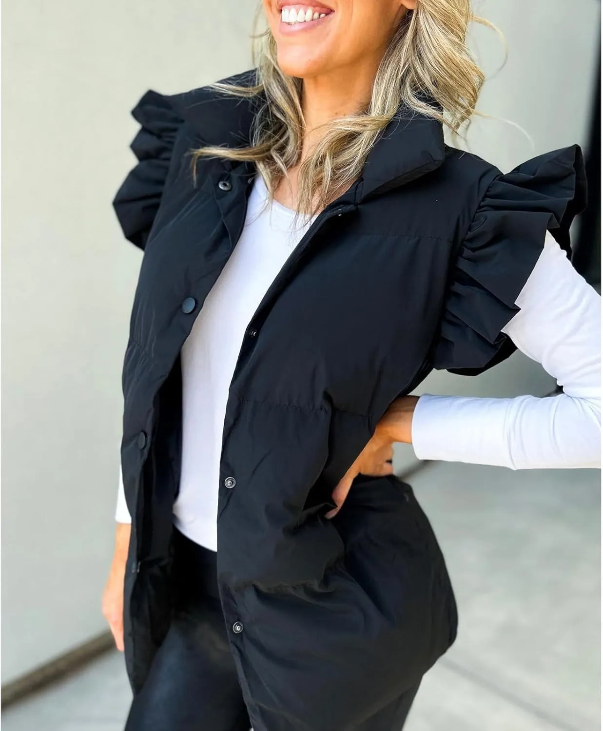 Women Puffer Vest Ruffle Sleeve Button Down Padded Quilted Puffy Jacket Padded Gilet Sleeveless Winter Coat Pockets